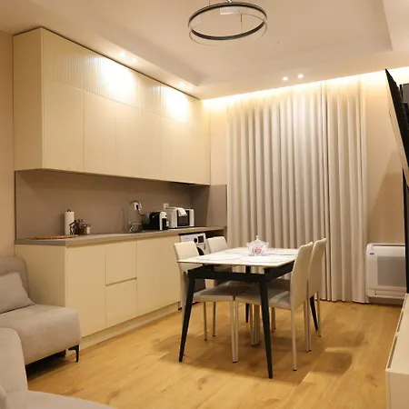 Mike's Apartment